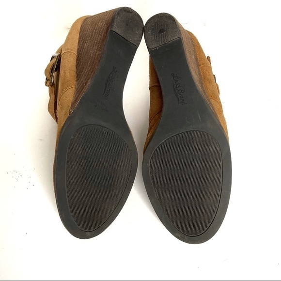 Lucky Brand Sumarah Suede Ankle Boot Sz 8.5 Wedge Heel Buckle - Picture 10 of 13